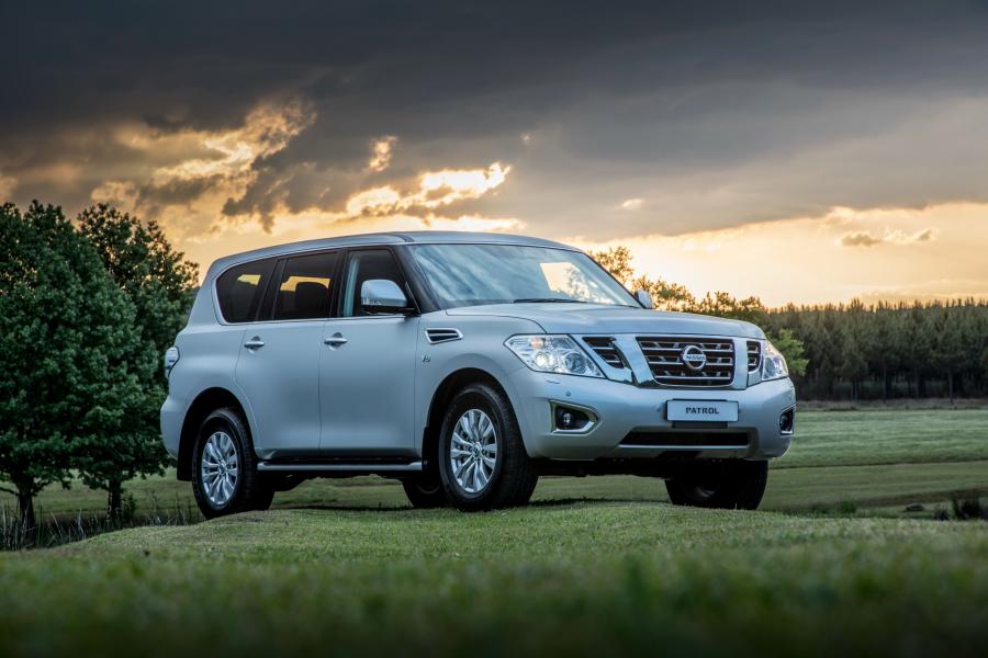  Nissan Patrol (Y62) 2017 года  (ZA) (фото 7 из 19)